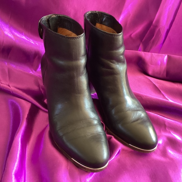 Coach Waldorf Black Bootie - Picture 3 of 9